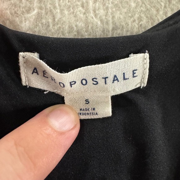 Aeropostale Floral Mesh Tie Front Top Black‎ V Neck Short Sleeve Y2K Baby Doll - Picture 6 of 6